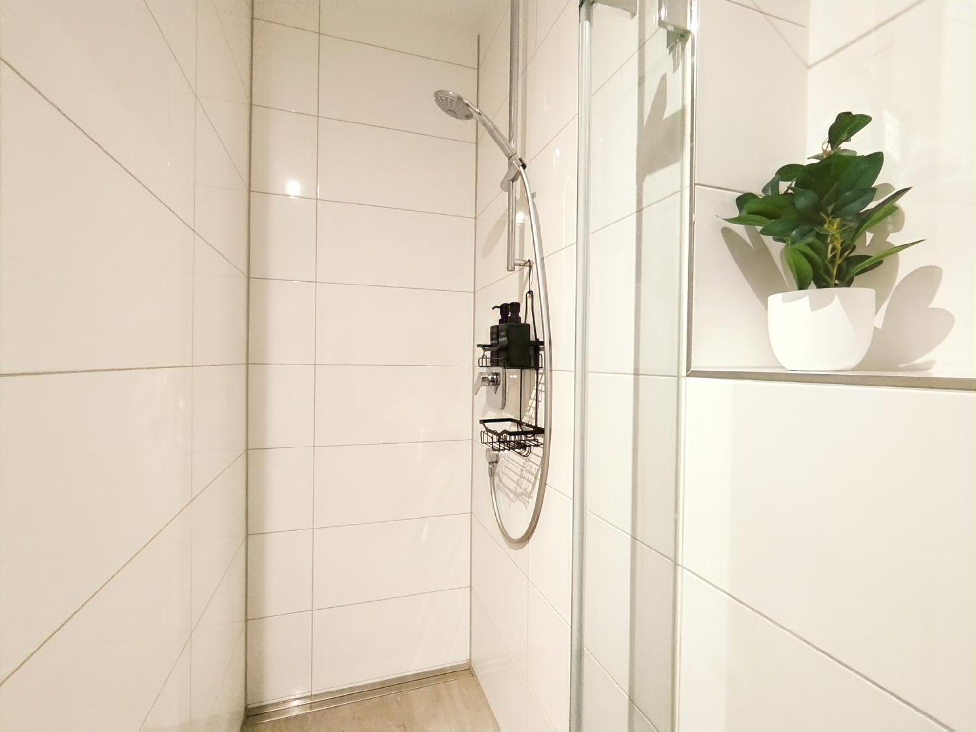 Bright Apartment Fuer Bis Zu 5 Erlangen Exterior photo
