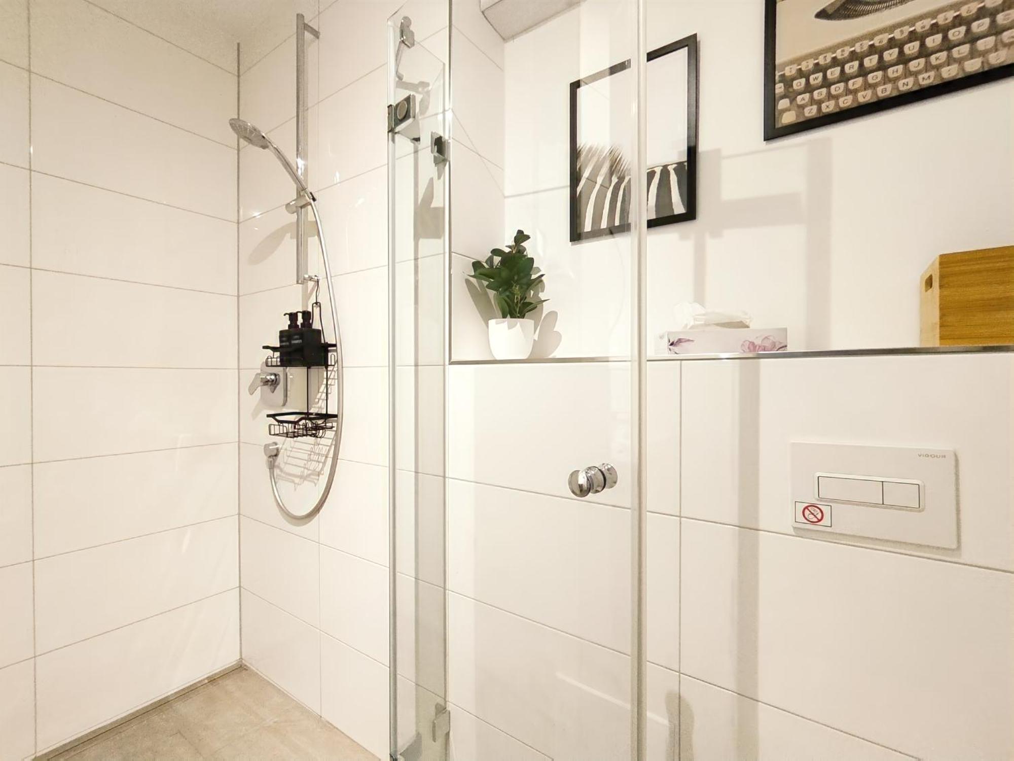 Bright Apartment Fuer Bis Zu 5 Erlangen Exterior photo
