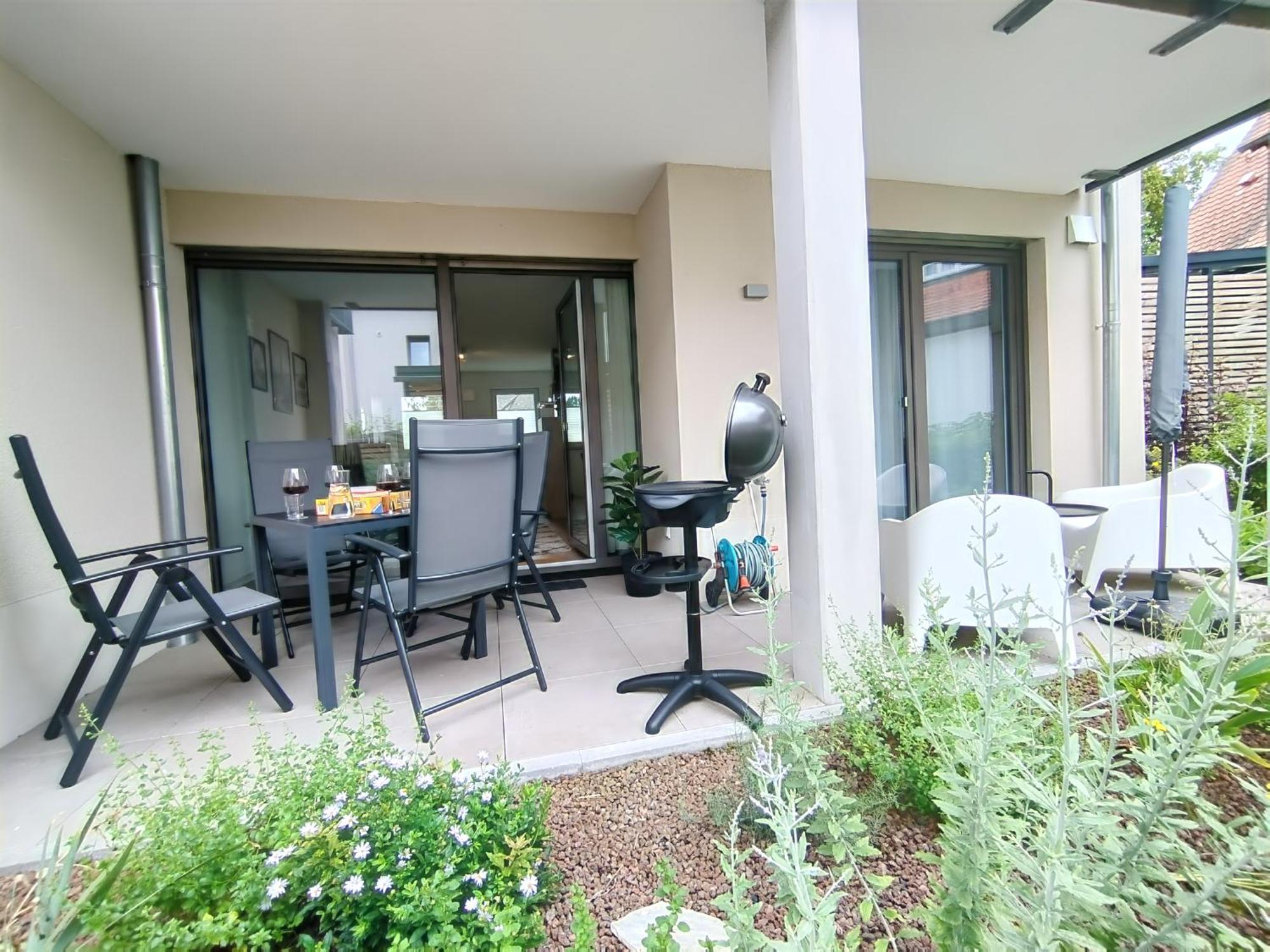 Bright Apartment Fuer Bis Zu 5 Erlangen Exterior photo