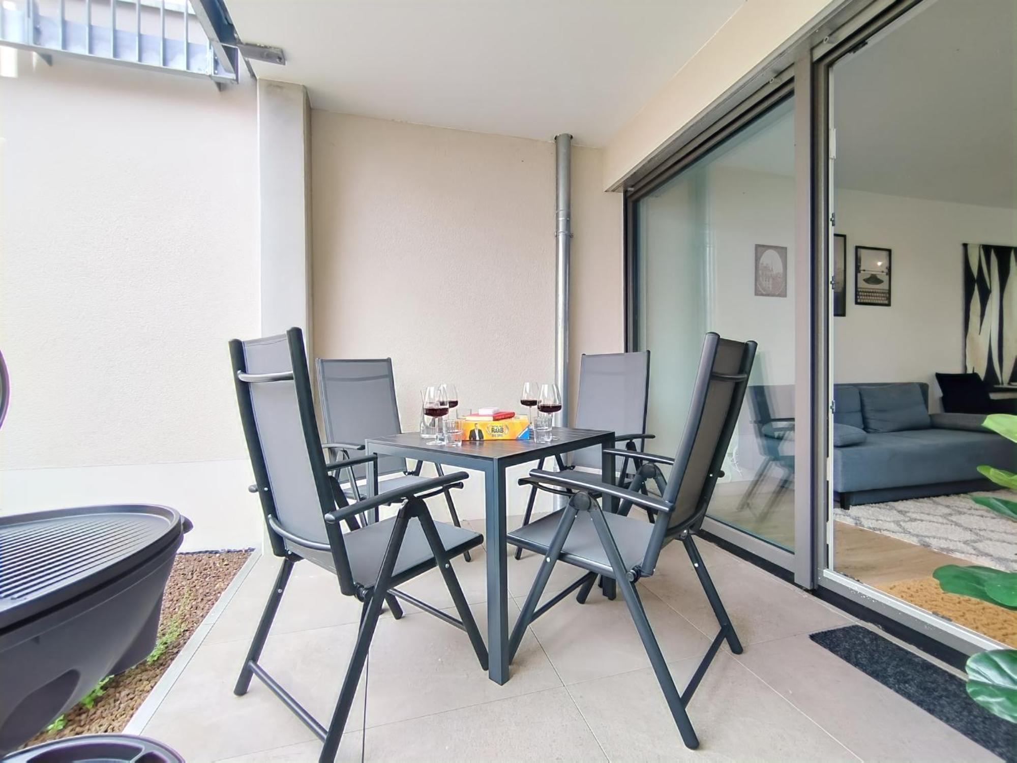 Bright Apartment Fuer Bis Zu 5 Erlangen Exterior photo
